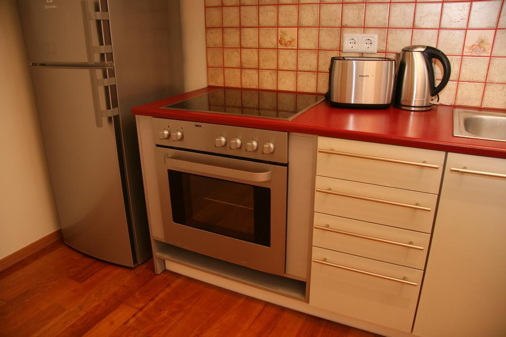 Kuressaare Holiday Apartments ภายนอก รูปภาพ